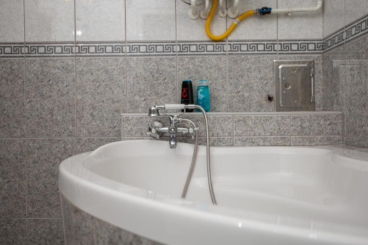 Emerald Suite With Free Parking Budapest Esterno foto