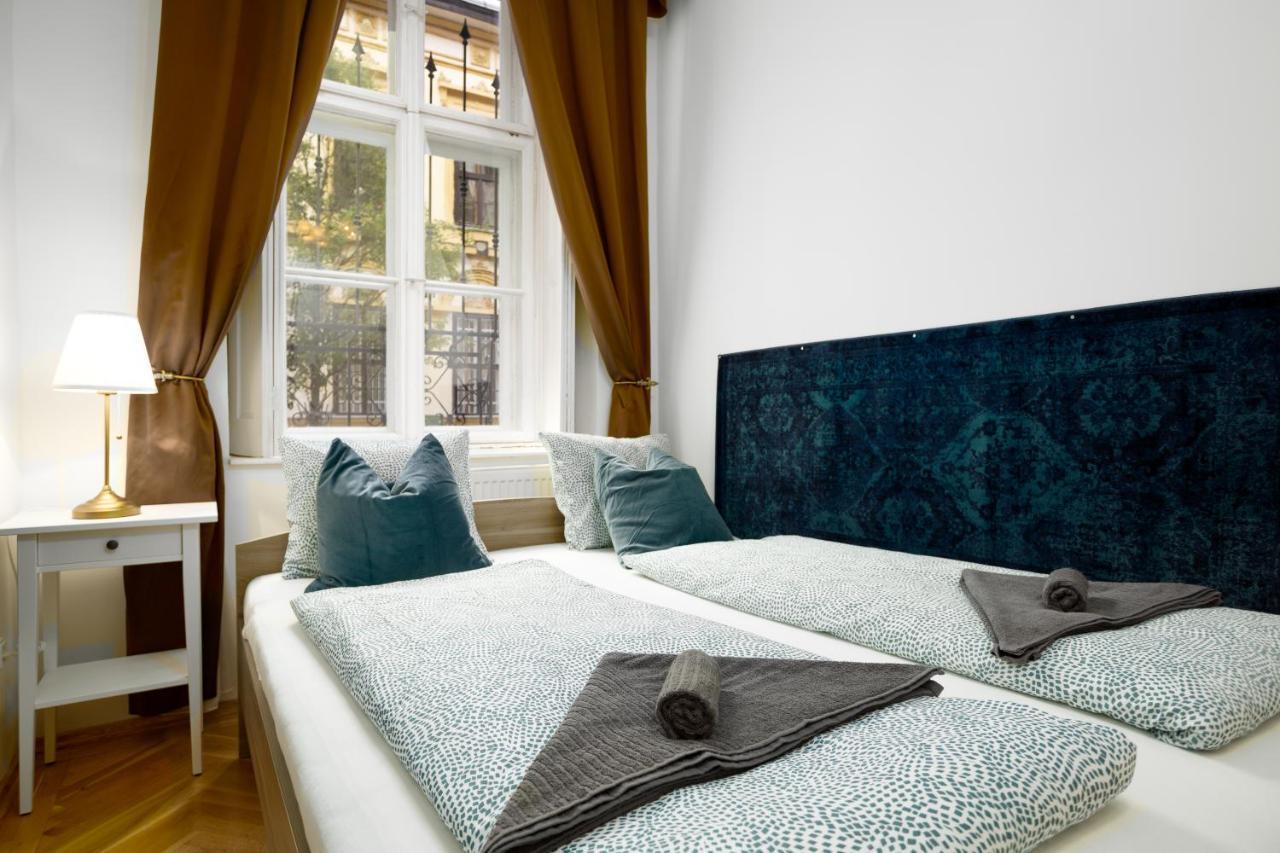 Emerald Suite With Free Parking Budapest Esterno foto