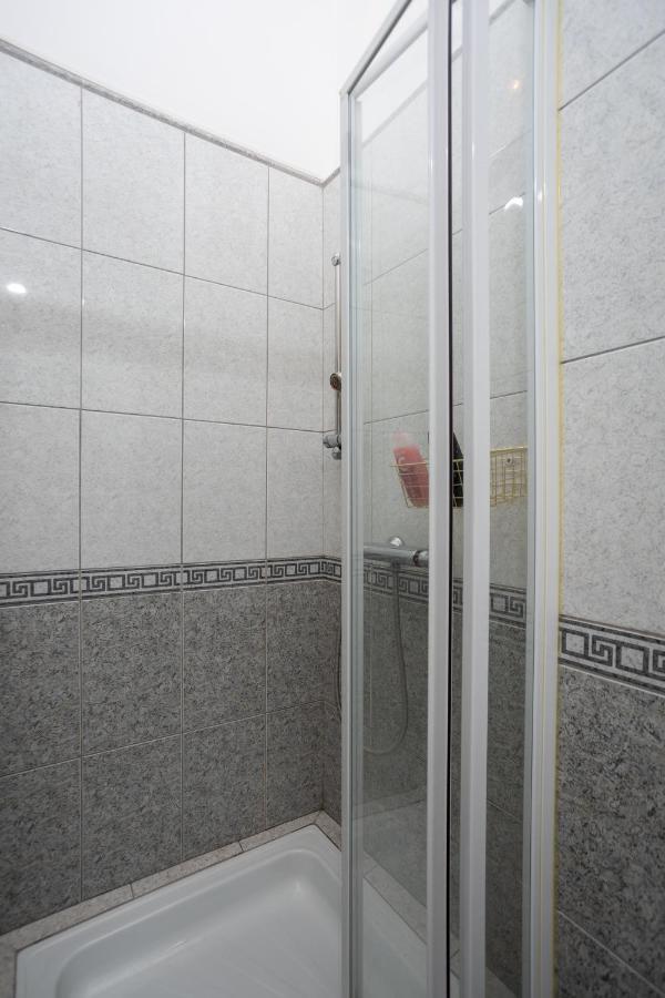 Emerald Suite With Free Parking Budapest Esterno foto