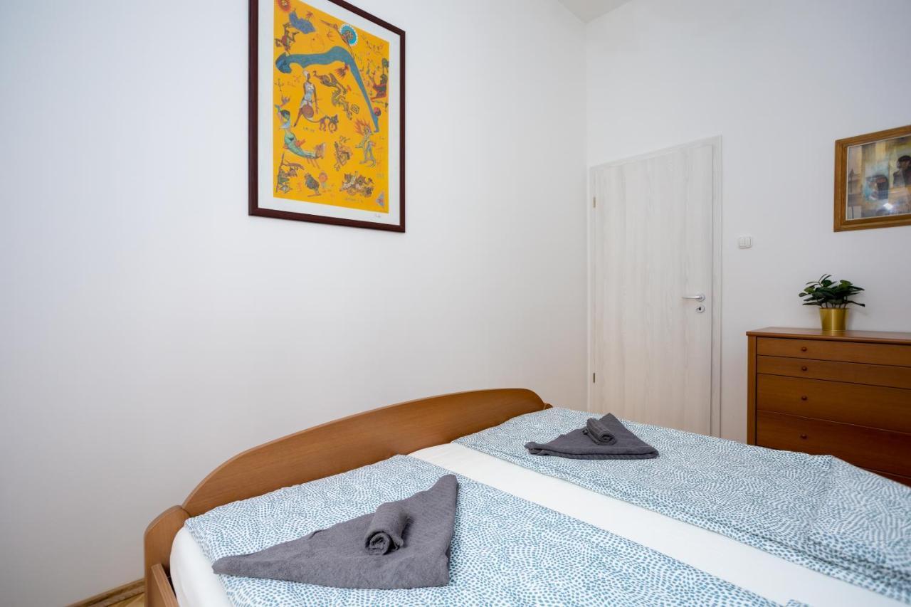 Emerald Suite With Free Parking Budapest Esterno foto