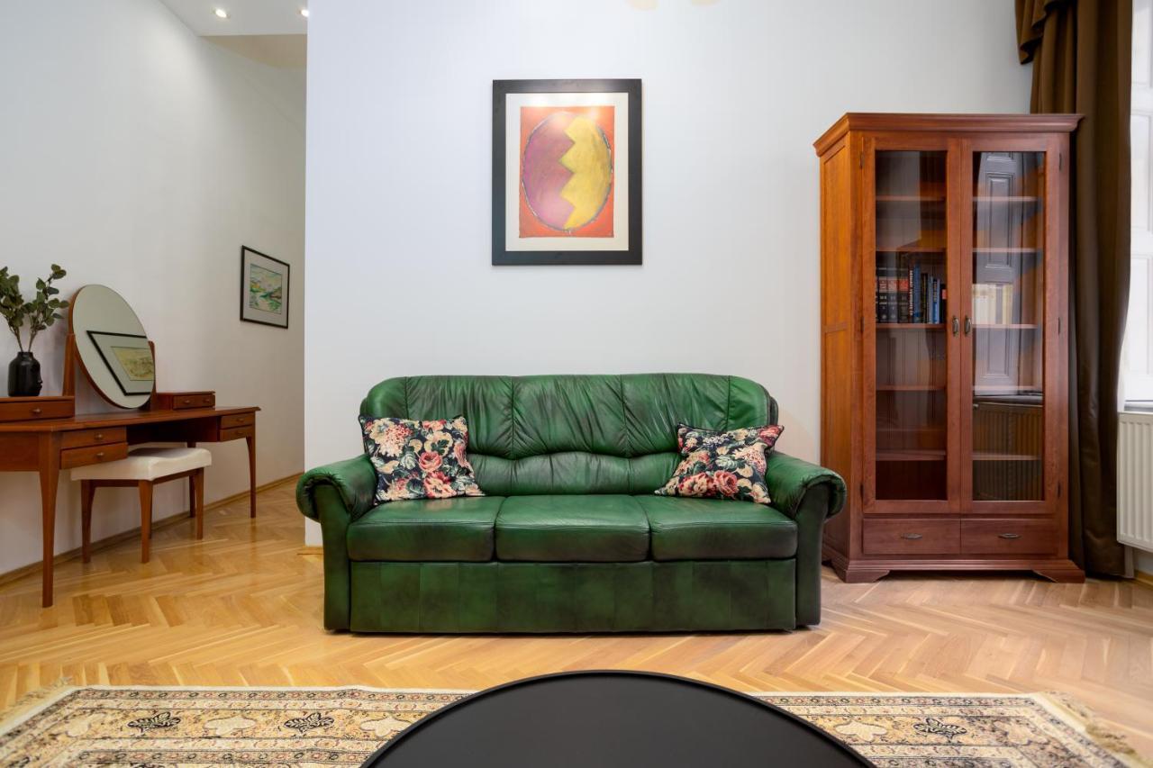 Emerald Suite With Free Parking Budapest Esterno foto