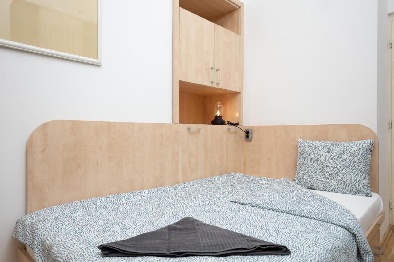 Emerald Suite With Free Parking Budapest Esterno foto
